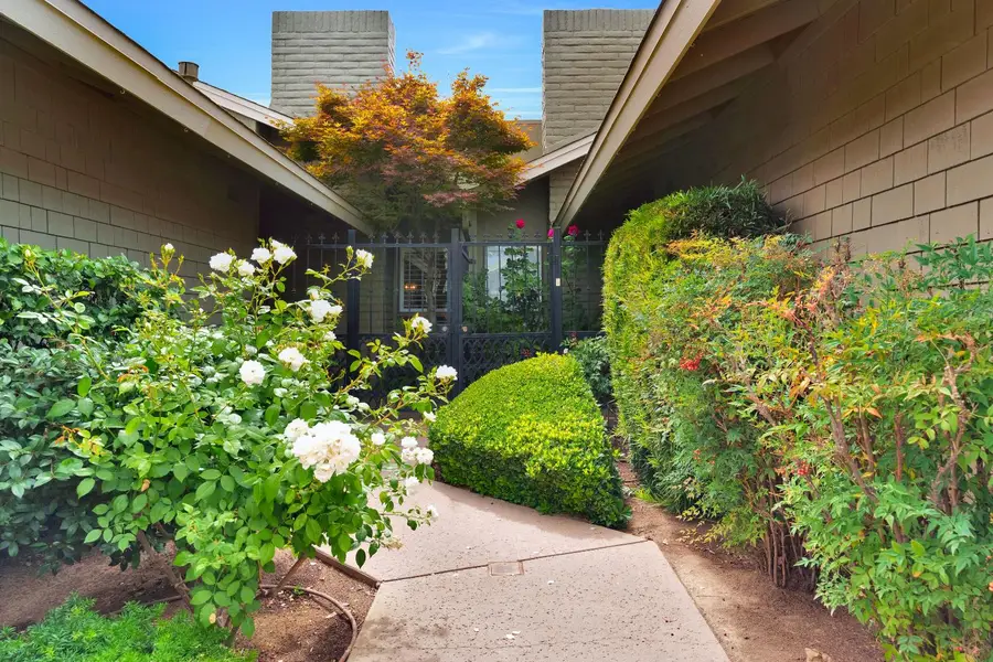 325 W Bullard Avenue #103, Fresno, CA 93704 - #2