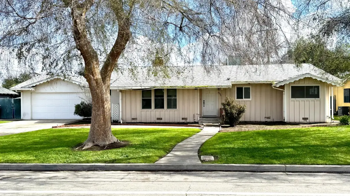 2335 N Douty Street, Hanford, CA 93230 - #1