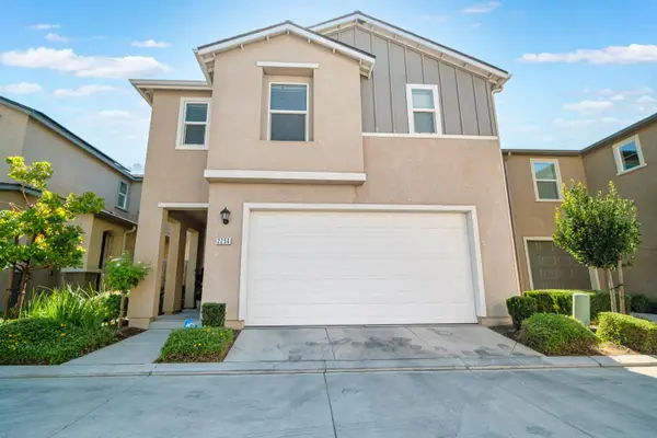 2254 N Zifandel Drive, Fresno, CA 93727