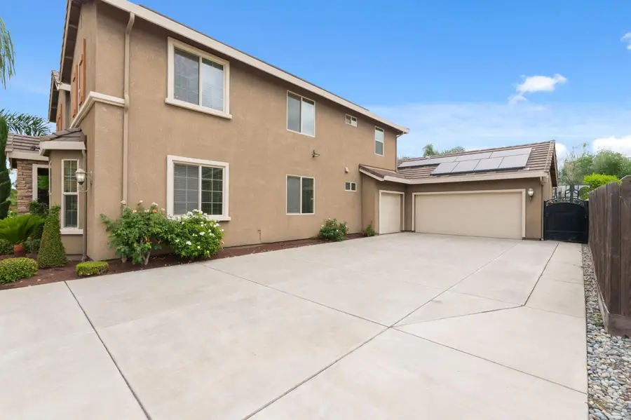 2977 Twinberry Avenue, Clovis, CA 93619 - #3
