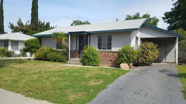 528 W Simpson Avenue, Fresno, CA 93705