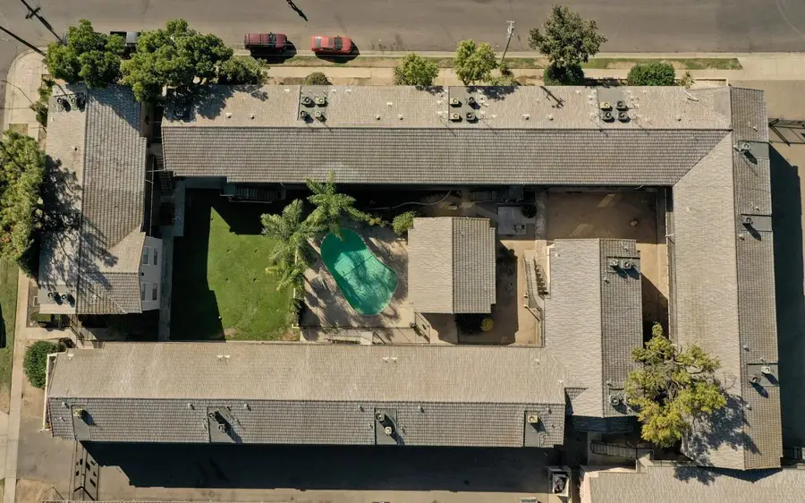 1905 E Pontiac Way, Fresno, CA 93726 - #3