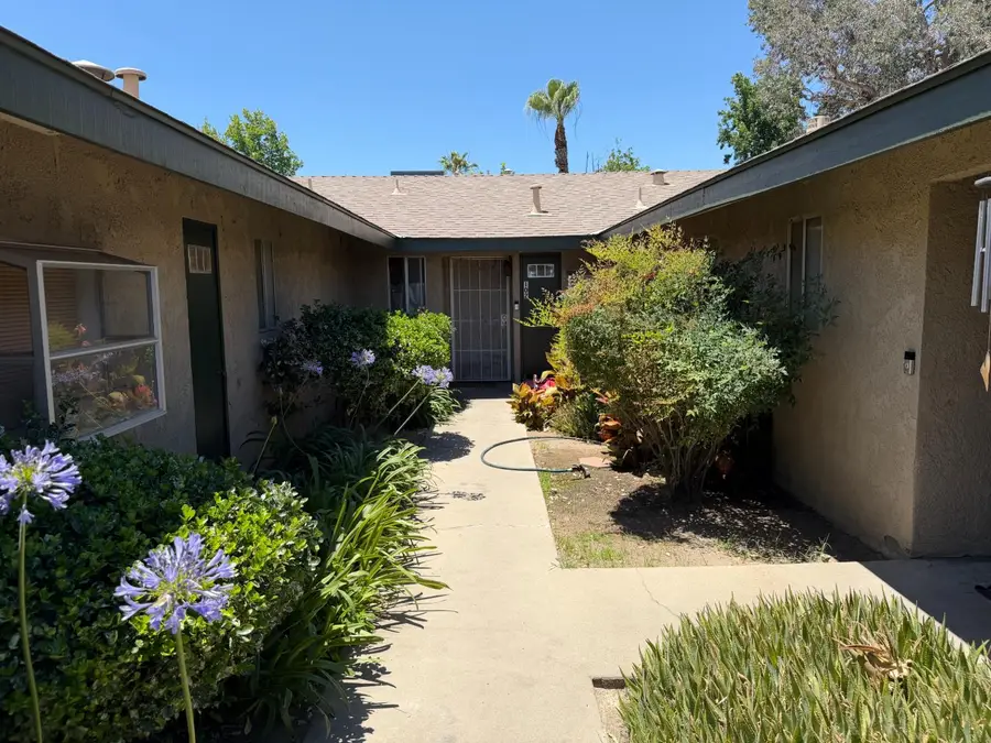 4053 N Feland Avenue, Fresno, CA 93722 - #2