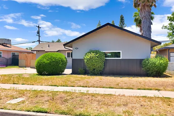 2901 N 2nd Street, Fresno, CA 93703
