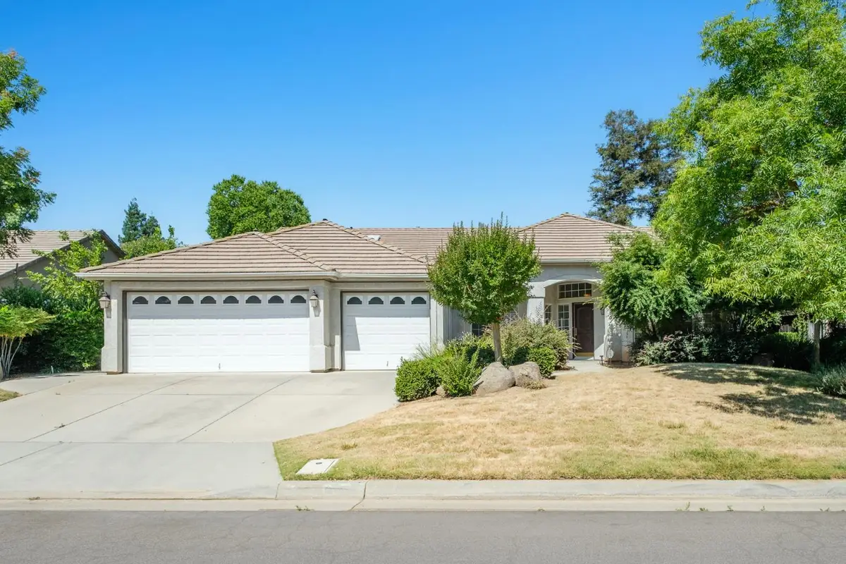 6457 N Selland Avenue, Fresno, CA 93711 - #1