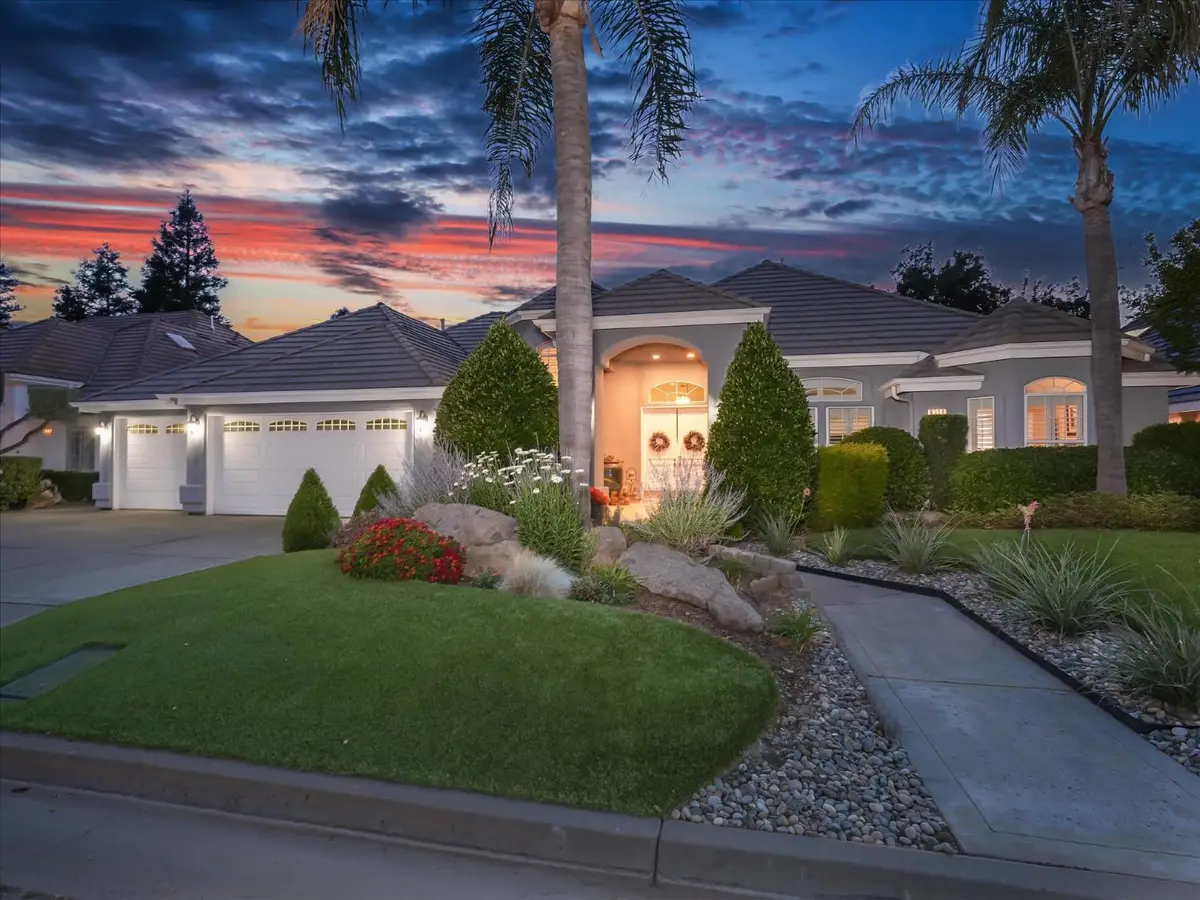 6551 N Selland Avenue, Fresno, CA 93711 - #1