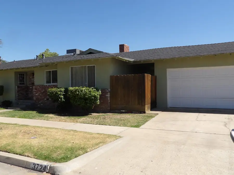 3724 E Griffith Way, Fresno, CA 93726 - #3