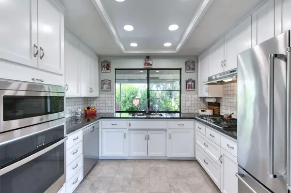 6331 N Palm Avenue, Fresno, CA 93704