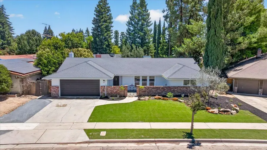 3255 W Fremont, Fresno, CA 93711 - #3