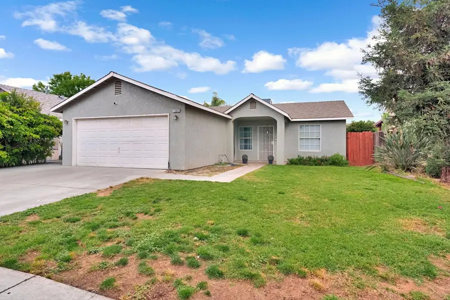 1402 N Bush Avenue, Fresno, CA 93727 - #2