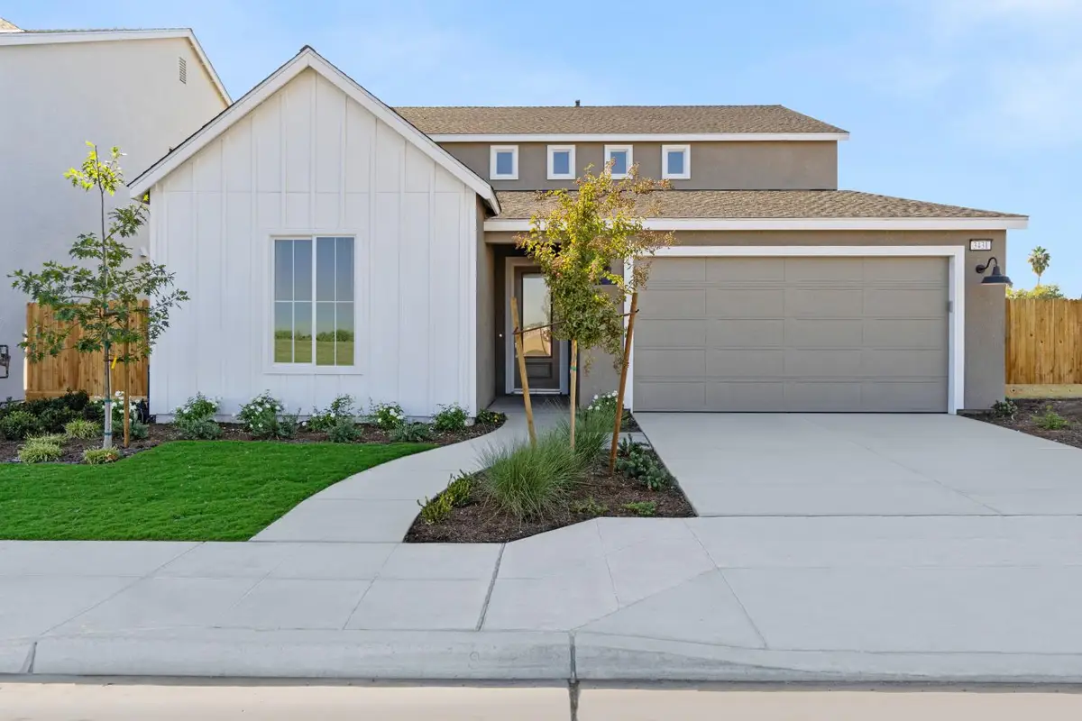 3431 N Mcarthur Avenue, Fresno, CA 93727 - #1