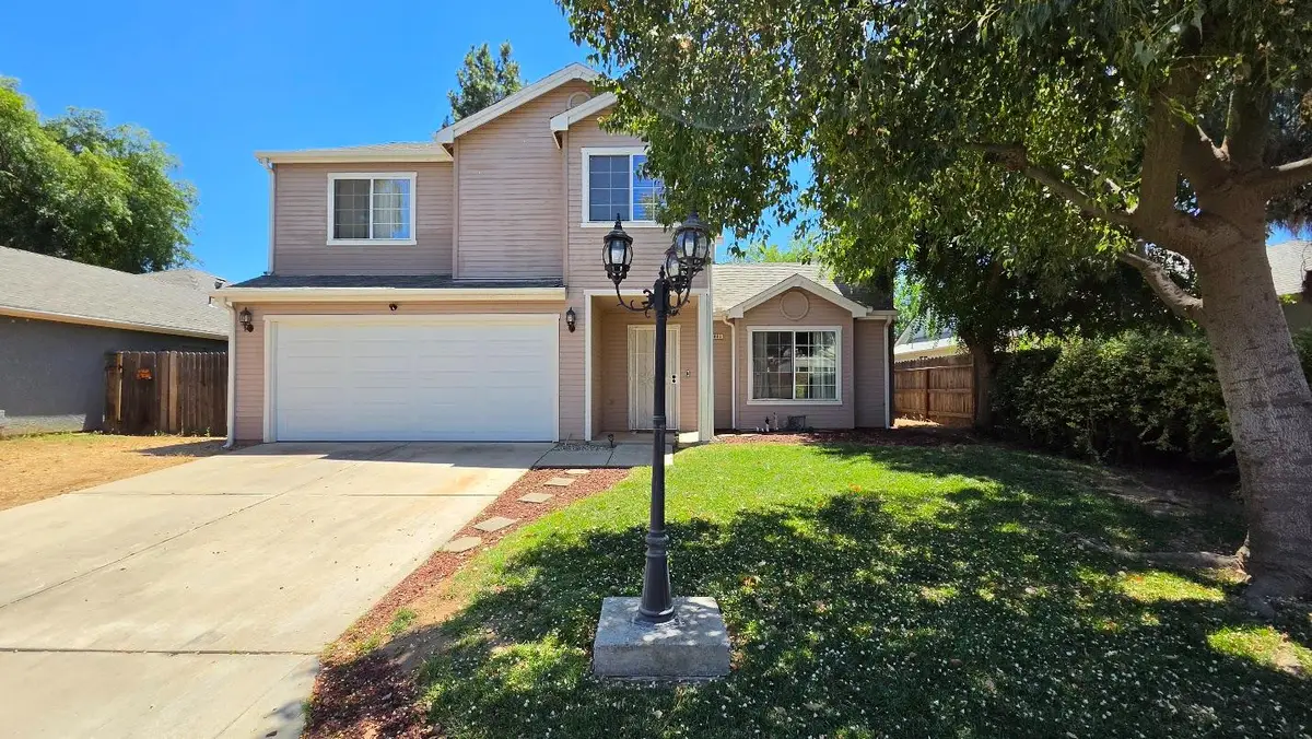 4685 W Bellaire Way, Fresno, CA 93722 - #1