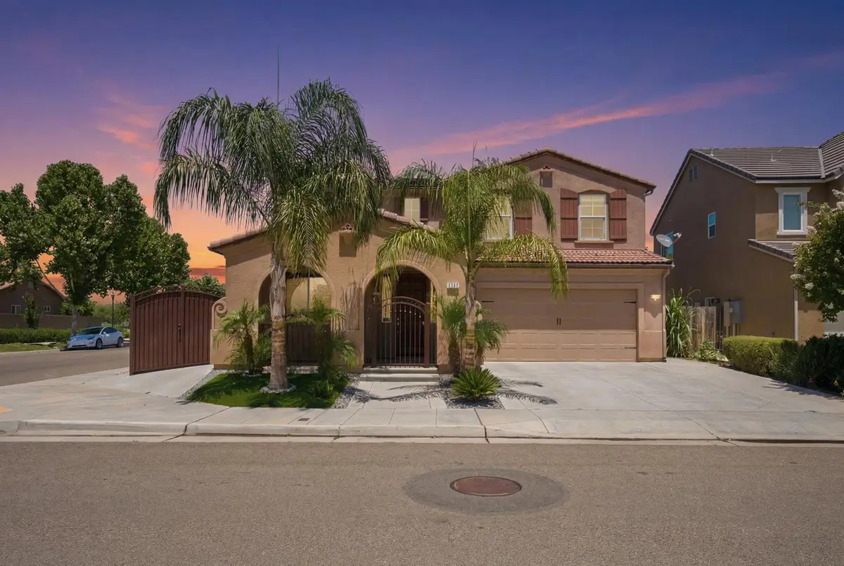 3609 Flint Avenue, Clovis, CA 93619 - #1