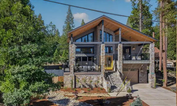 53819 Road 432, Bass Lake, CA 93604