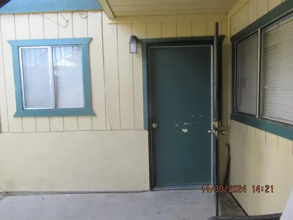 520 8th #4, Orange Cove, CA 93646