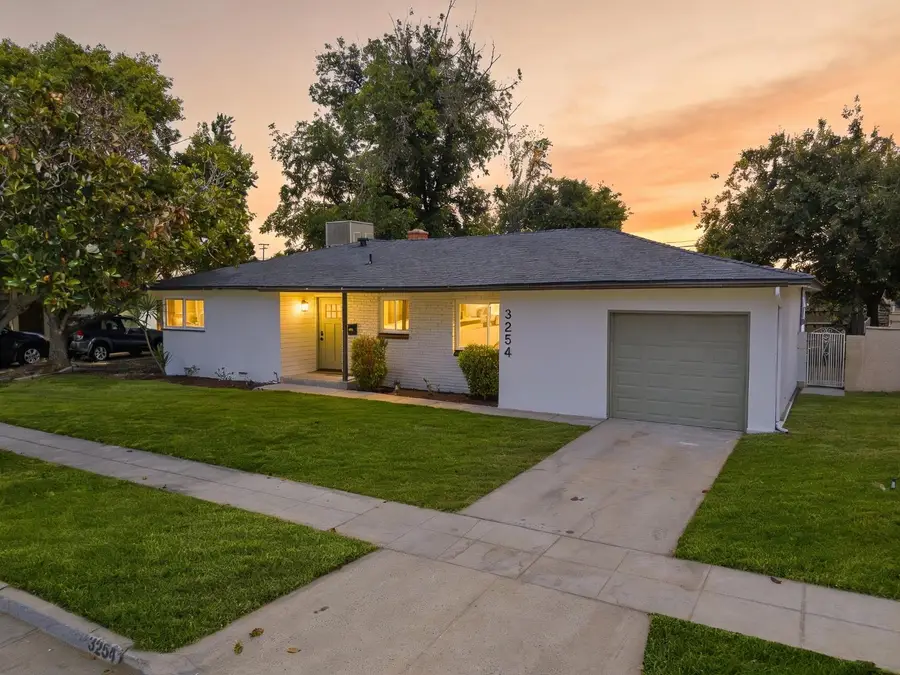 3254 N Howard Avenue, Fresno, CA 93726 - #2