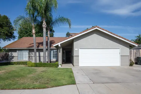116 N Joshua Avenue, Clovis, CA 93611