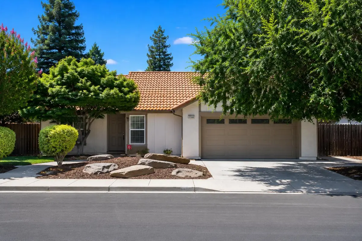 2566 Menlo Avenue, Clovis, CA 93611 - #1