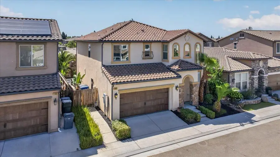 11642 N Bella Vita Avenue, Fresno, CA 93730 - #3