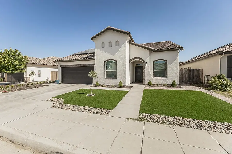 6068 E Laurel Avenue, Fresno, CA 93727 - #2