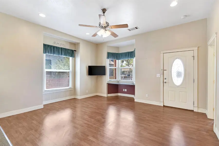 220 N College Avenue, Fresno, CA 93701 - #2