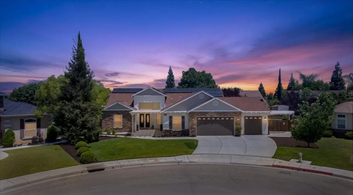 103 W Polson Avenue, Clovis, CA 93612 - #1