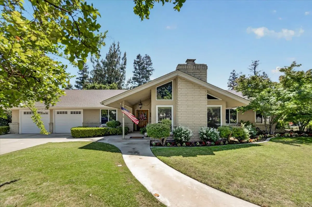 3317 W Alluvial Avenue, Fresno, CA 93711 - #1
