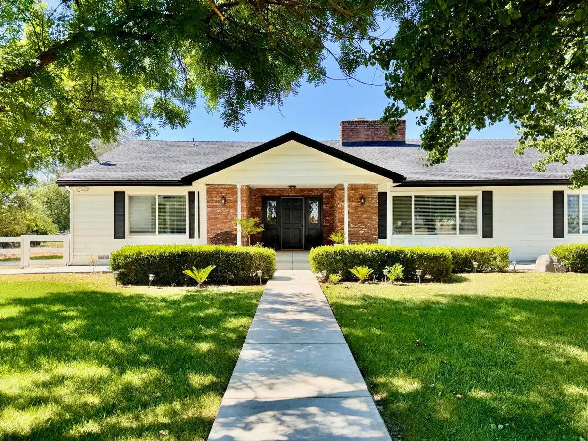 12583 Heather Lane, Clovis, CA 93619 - #1
