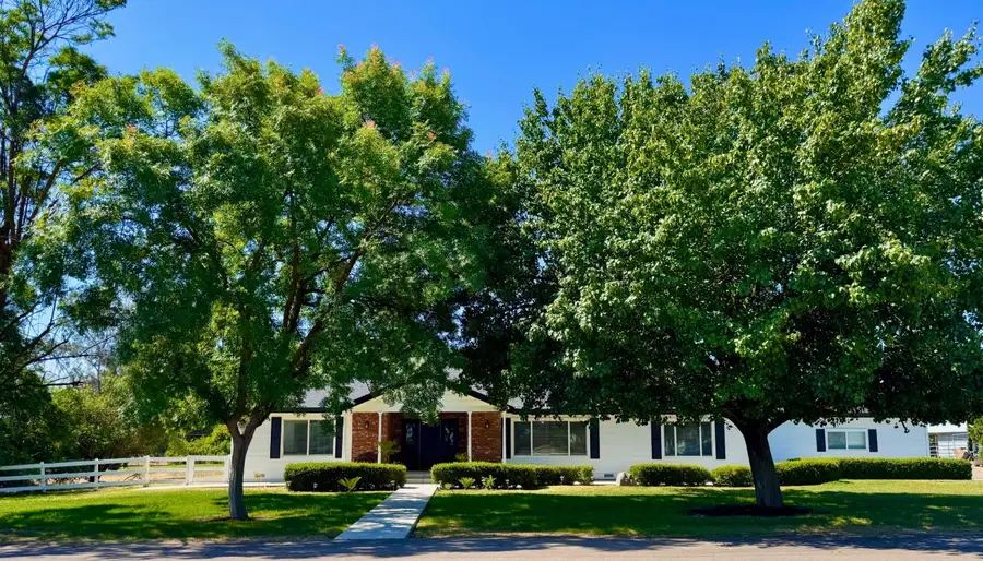 12583 Heather Lane, Clovis, CA 93619 - #3