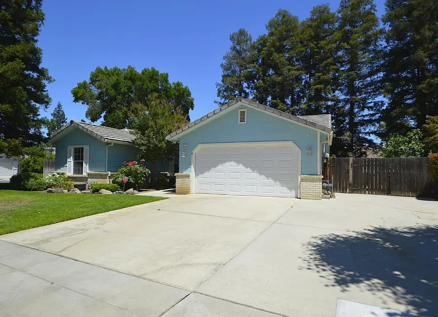 6112 N Tamera Avenue, Fresno, CA 93711 - #3