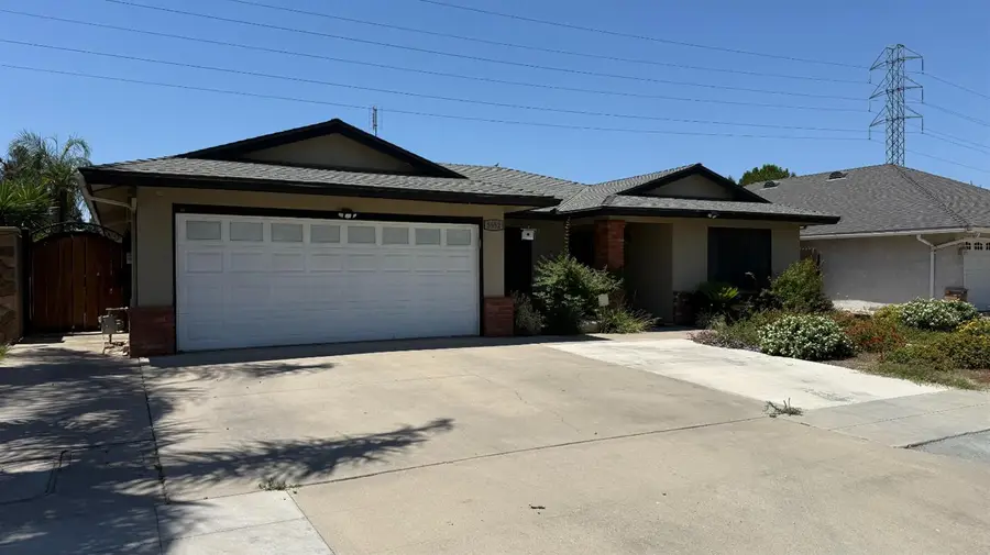 5952 E Illinois Avenue, Fresno, CA 93827 - #2