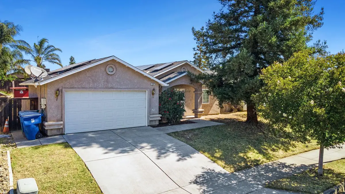 1567 Lacreta Avenue, Madera, CA 93638 - #1