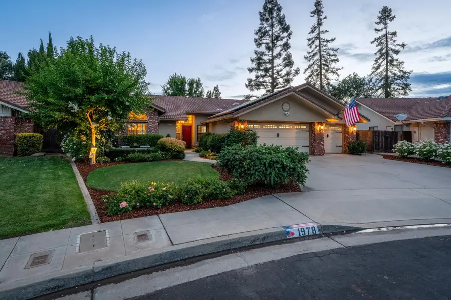 1978 Gibson Avenue, Clovis, CA 93611 - #2