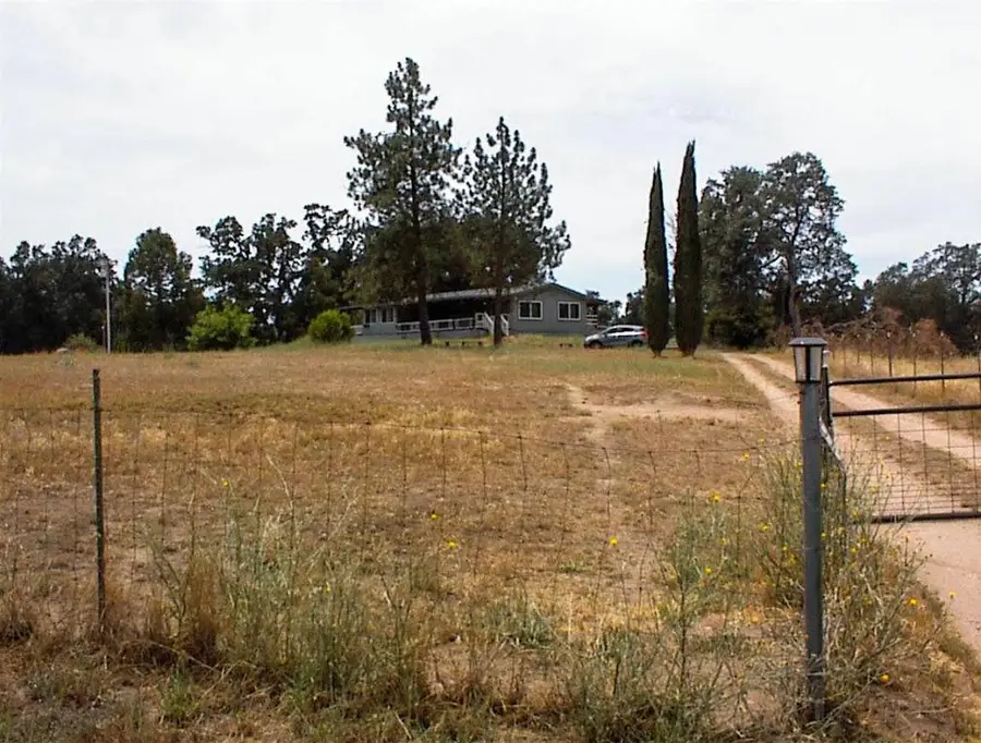 32351 Indian Guide Road, Yokuts Valley, CA 93675 - #2