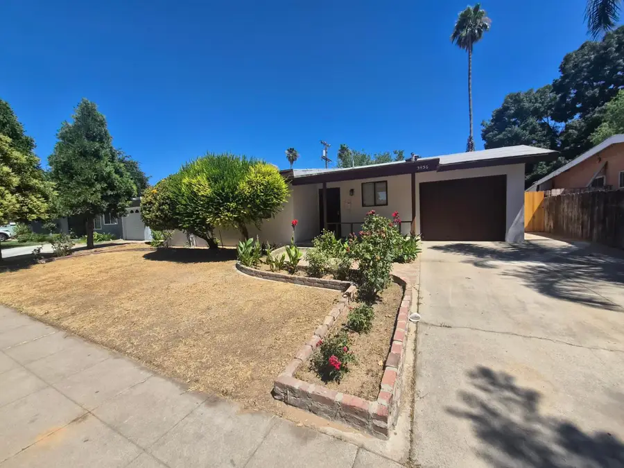 3436 N Lafayette Avenue, Fresno, CA 93705 - #2