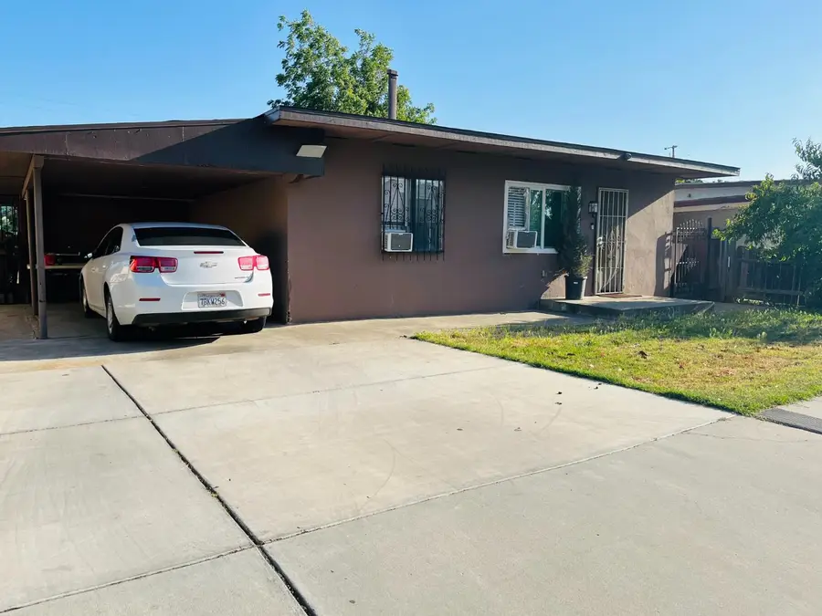 328 W Cleveland, Madera, CA 93638 - #3
