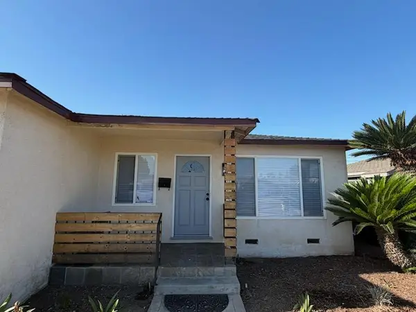 2203 Dennis Drive, Selma, CA 93662