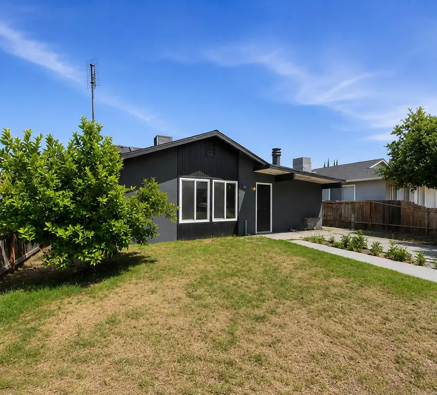 12656 W H Street, Biola, CA 93606 - #2