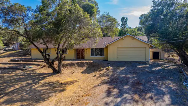 29610 Kit Carson Court, Coarsegold, CA 93614