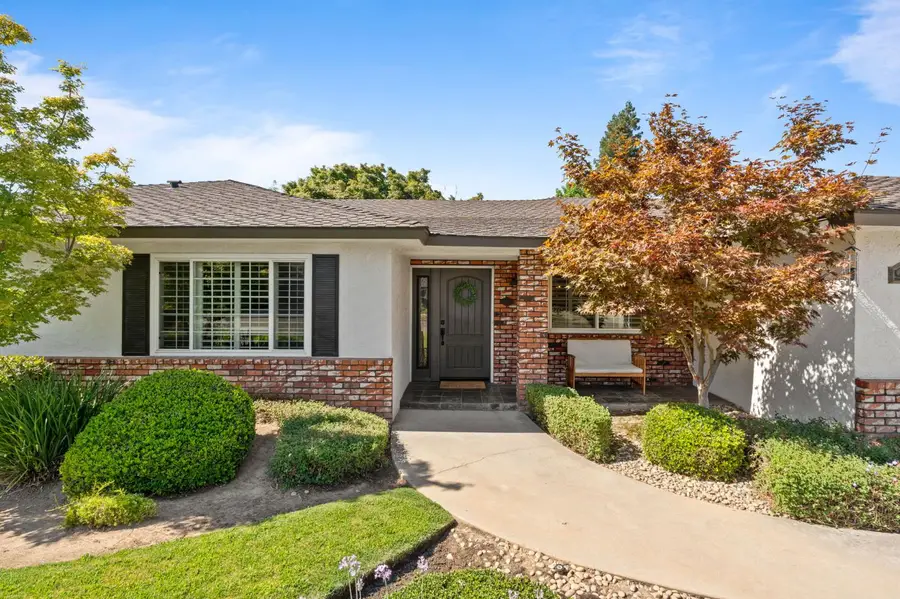 1324 W Fremont Avenue, Fresno, CA 93711 - #2