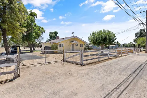 3725 W Olive Avenue, Fresno, CA 93722