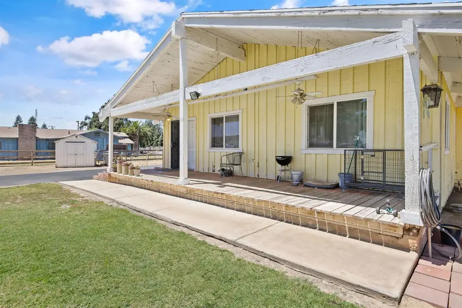 3725 W Olive Avenue, Fresno, CA 93722 - #2