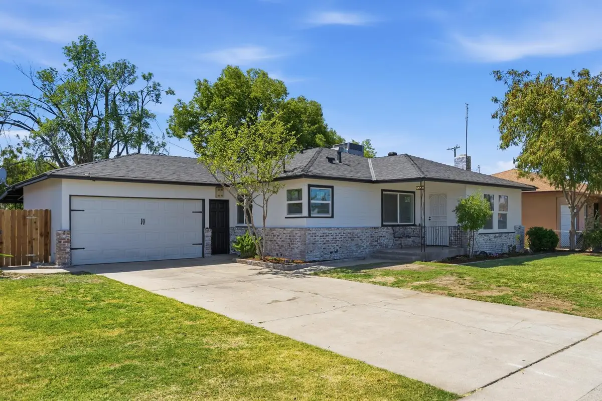 3413 N Millbrook Avenue, Fresno, CA 93726 - #1