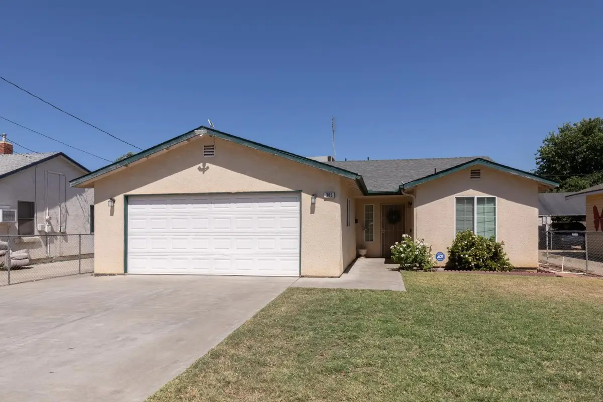 366 N Perry Avenue, Dinuba, CA 93618 - #1