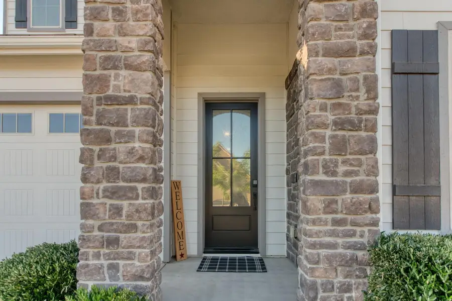 2308 E Mazie Avenue, Fresno, CA 93730 - #3