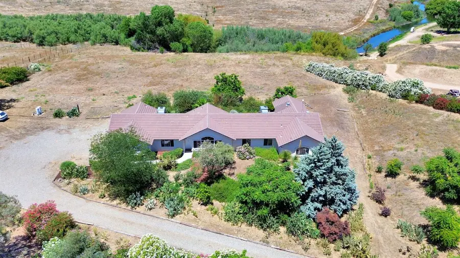 22250 Stabulis Court, Madera, CA 93638 - #3