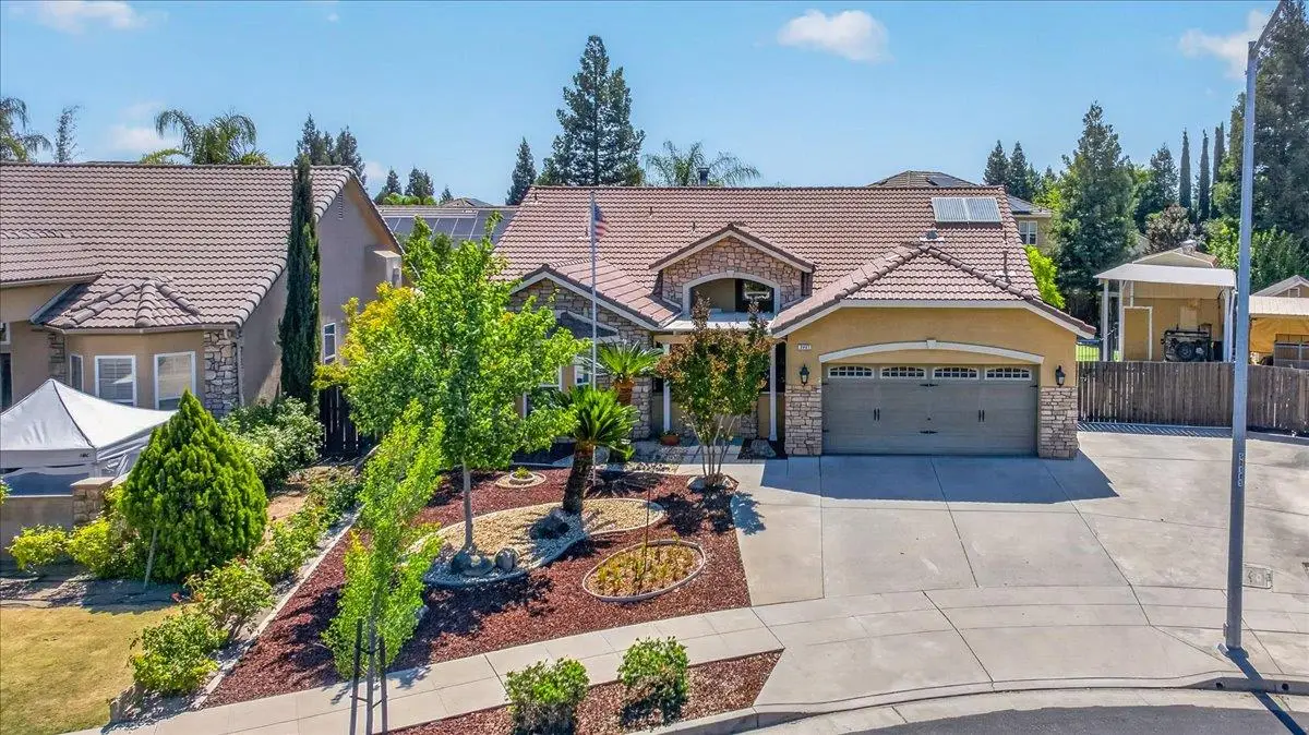 2467 Redington Avenue, Clovis, CA 93619 - #1