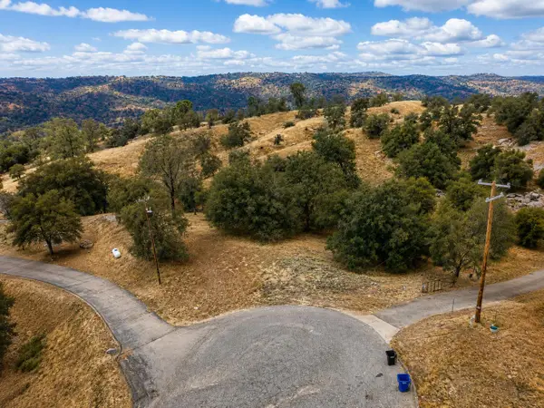 1 Lilley Mountain Court, Coarsegold, CA 93614