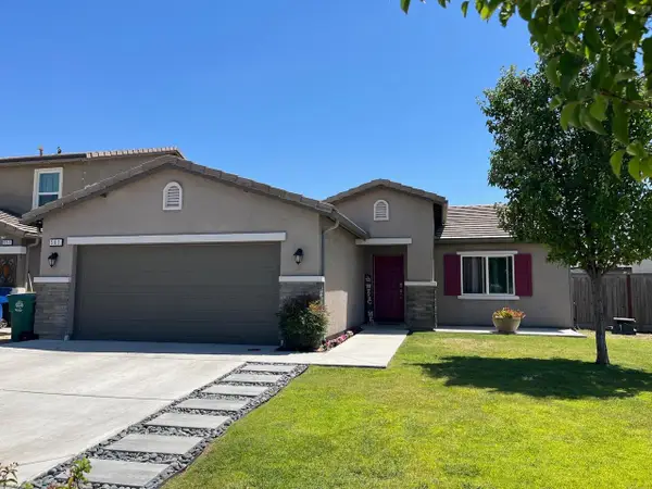 561 Fir Avenue, Sanger, CA 93657