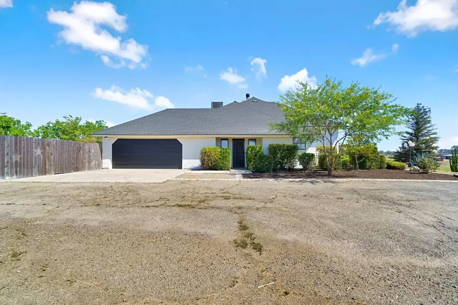 16936 Karen Road, Madera, CA 93636 - #3